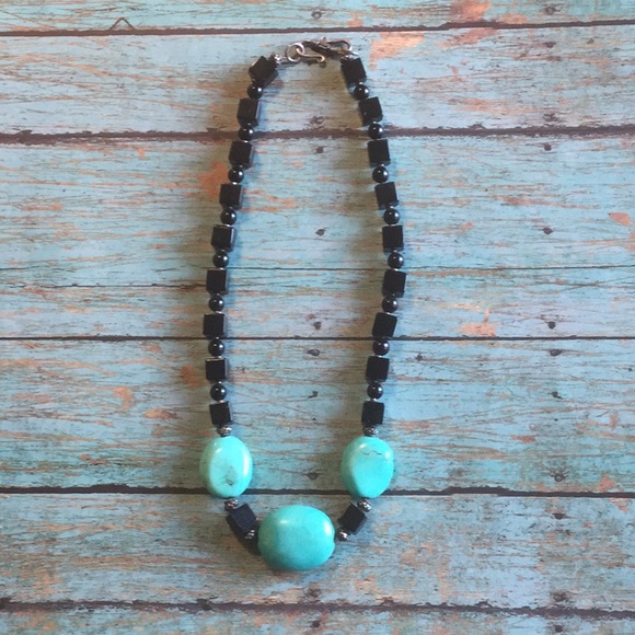 Gorgeous real turquoise necklace. Boho vibe. - Picture 2 of 3